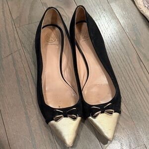 Tory Burch Black and Gold Pointed Flats
